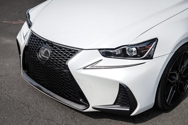 Used 2018 Lexus IS 300 F Sport w/ F Sport Package AWD/4WD image 8
