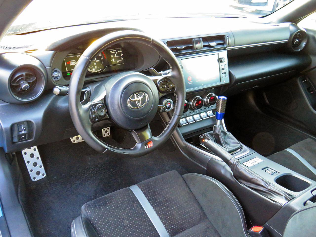 Used 2024 Toyota GR86 Premium image 14