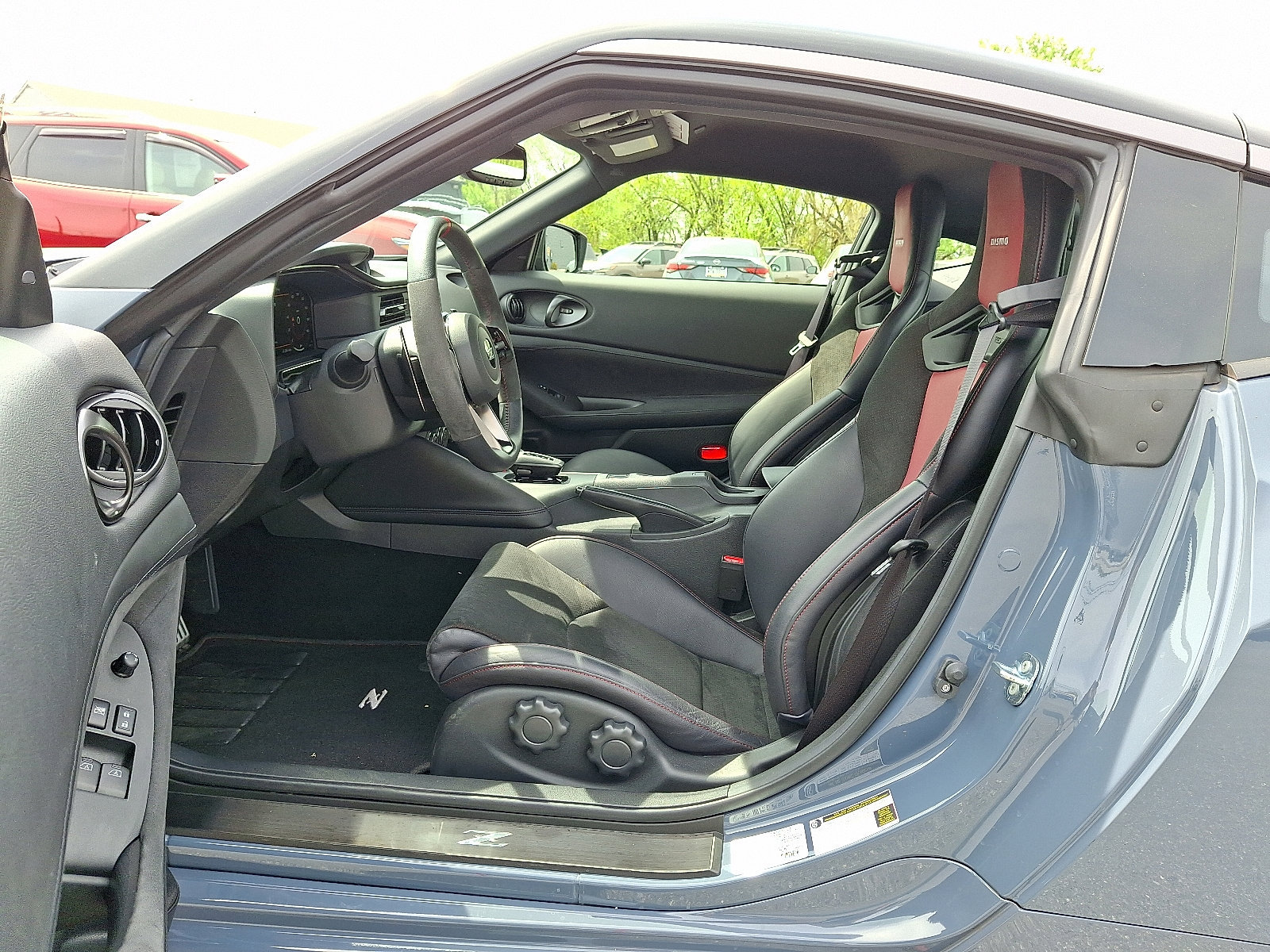 Certified 2024 Nissan Z NISMO w/ Floor Mat Package RWD image 13