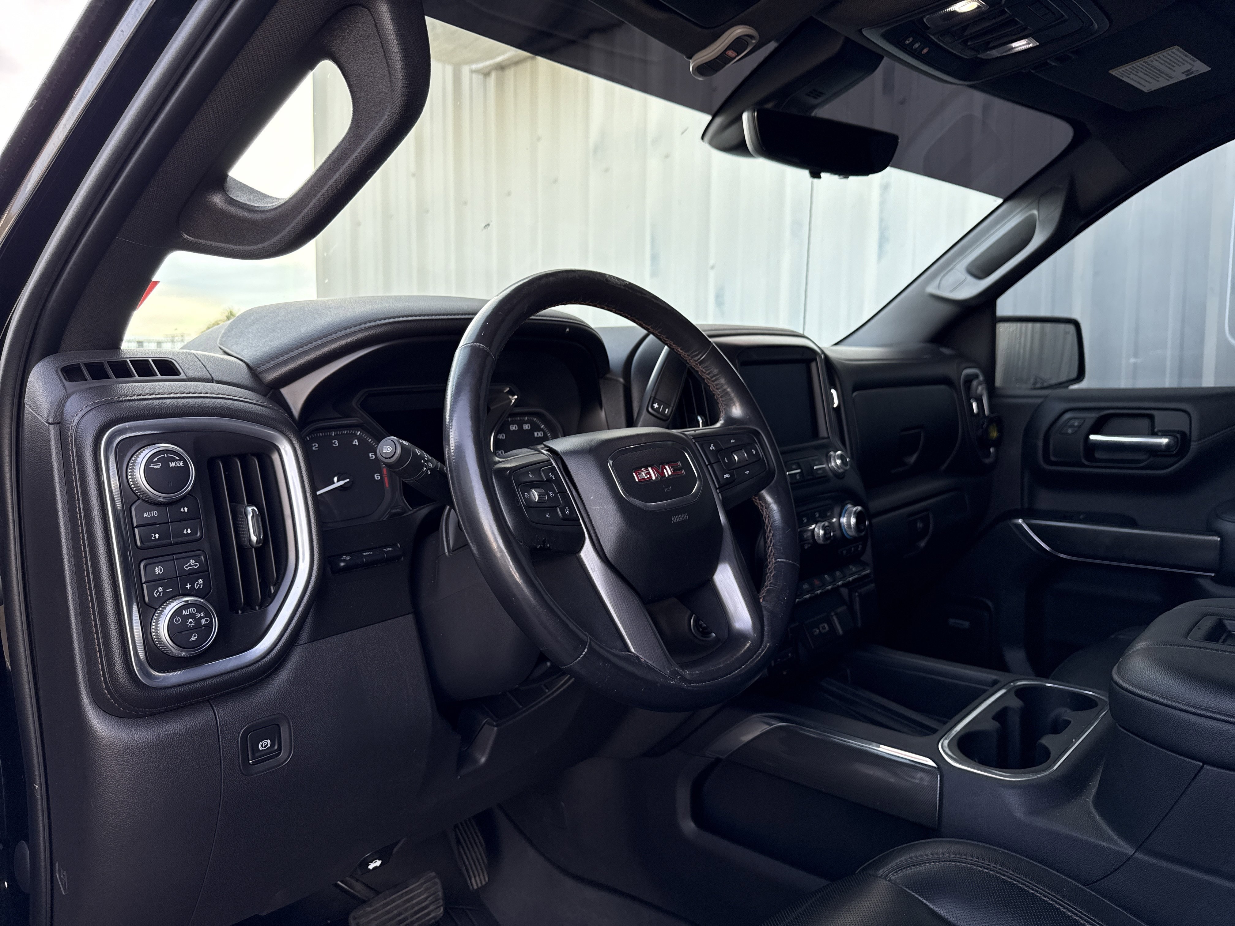 Used 2020 GMC Sierra 1500 AT4 w/ AT4 Premium Package image 15