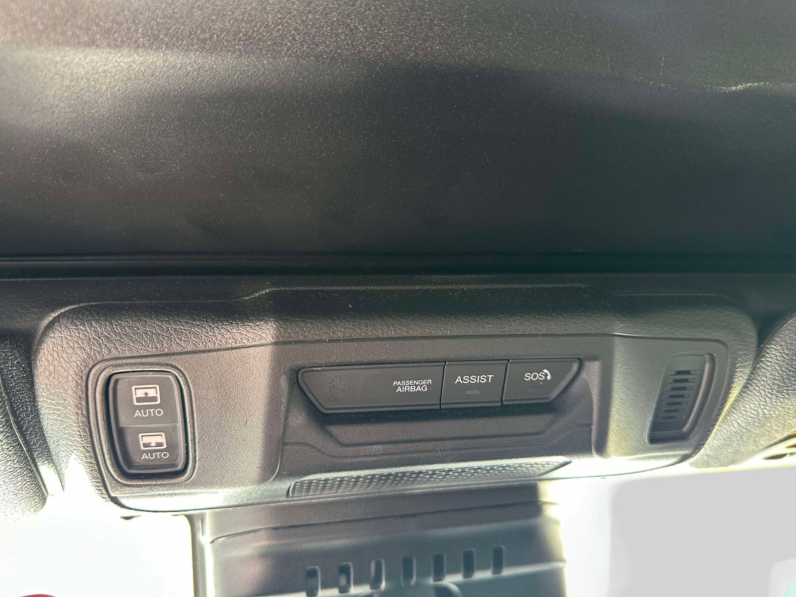 Used 2024 Jeep Wrangler High Altitude AWD/4WD image 34