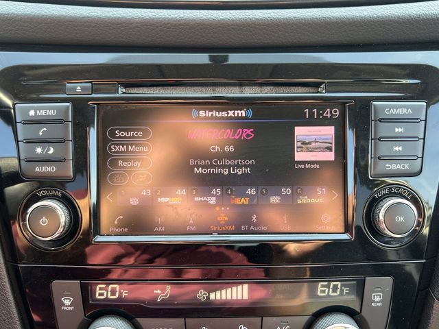Used 2018 Nissan Rogue SV image 16