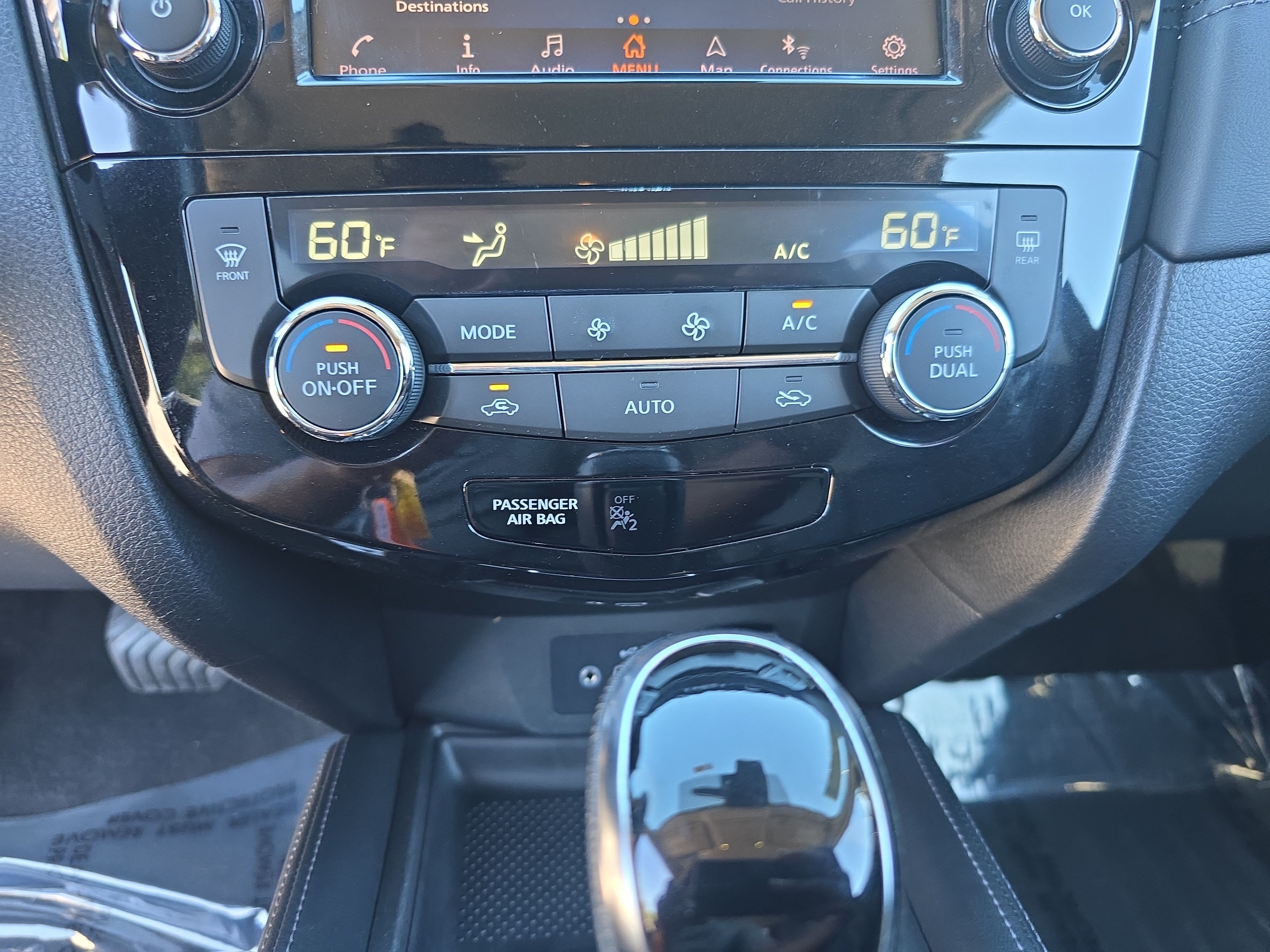 Used 2018 Nissan Rogue SL AWD/4WD image 18