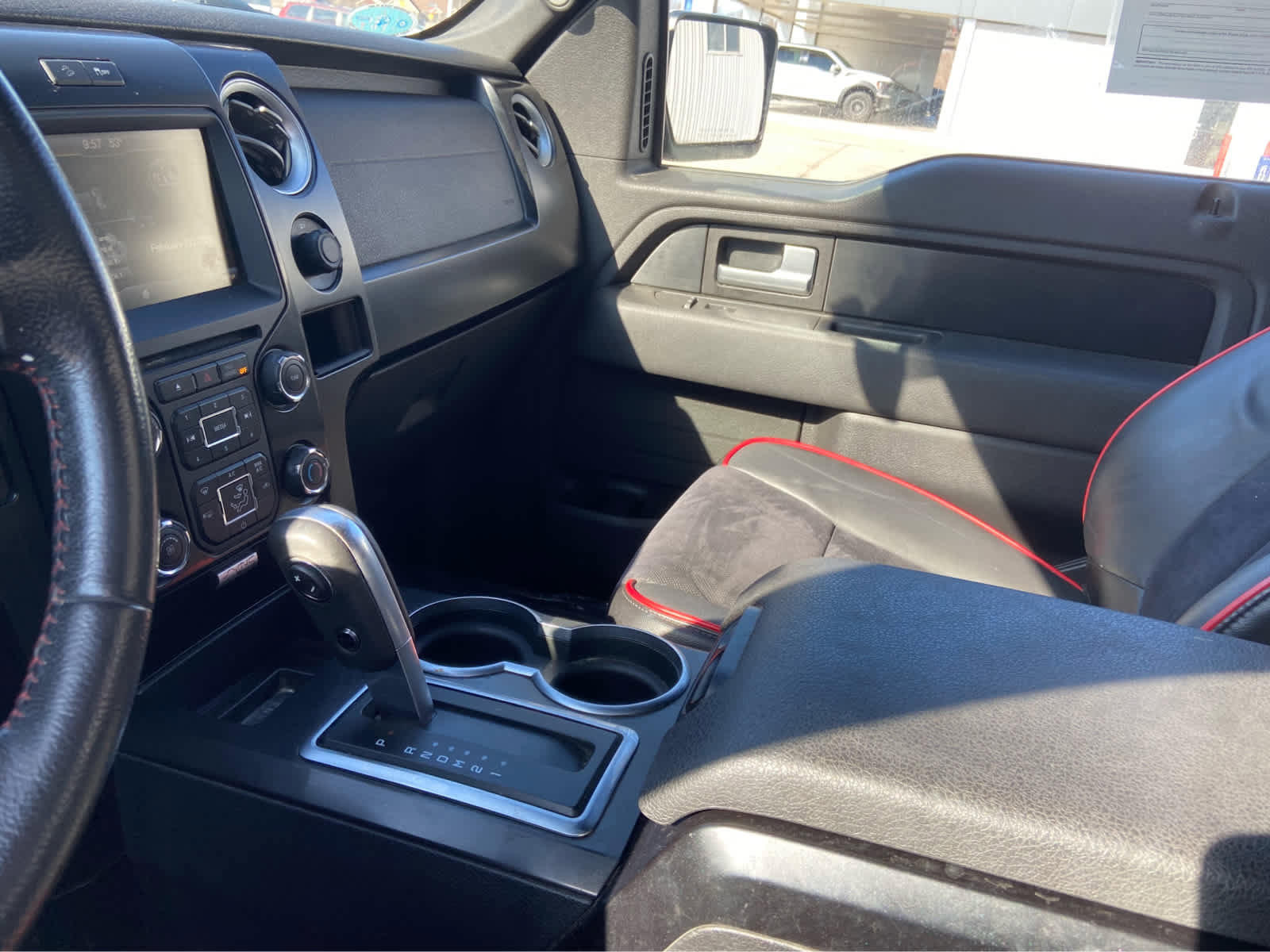 Used 2014 Ford F150 FX4 w/ FX Appearance Package AWD/4WD image 24