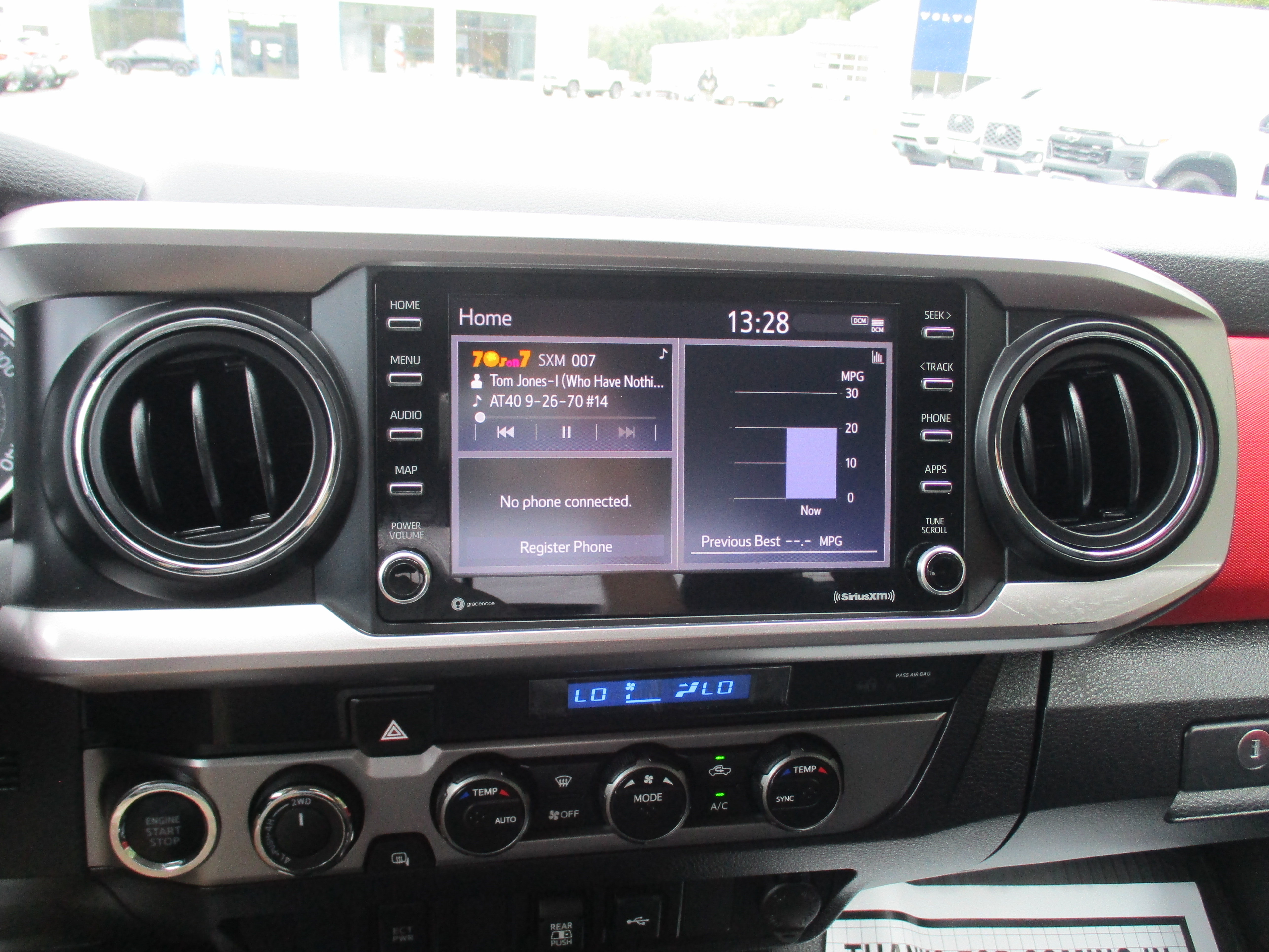 Used 2023 Toyota Tacoma SR5 AWD/4WD image 16