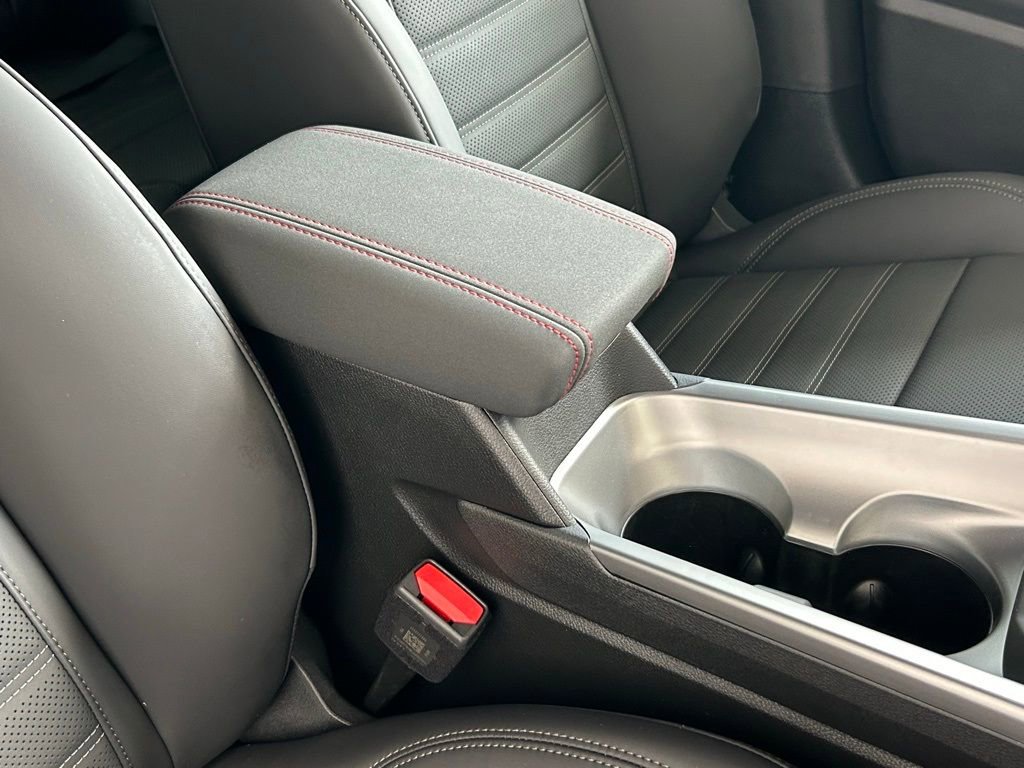 Used 2024 Dodge Hornet GT image 25