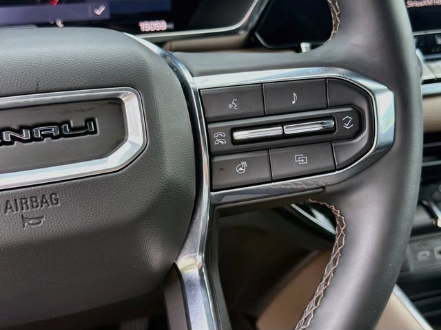 Used 2025 GMC Canyon Denali AWD/4WD image 37