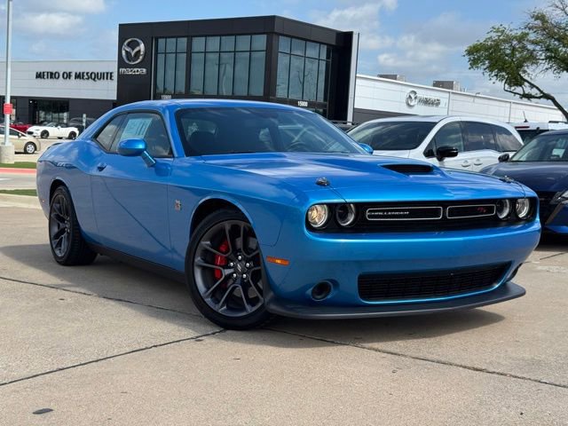 Used 2023 Dodge Challenger R/T w/ Performance Handling Group image 1