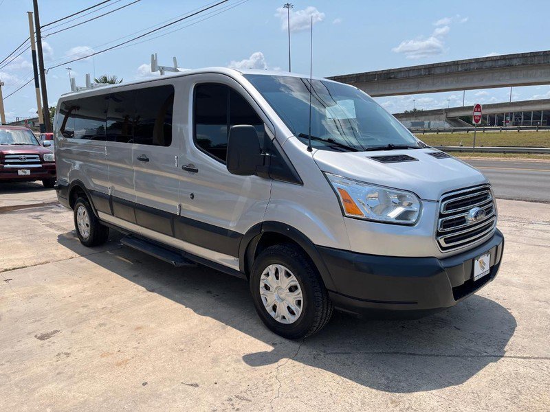 Used 2016 Ford Transit 350 XLT image 3