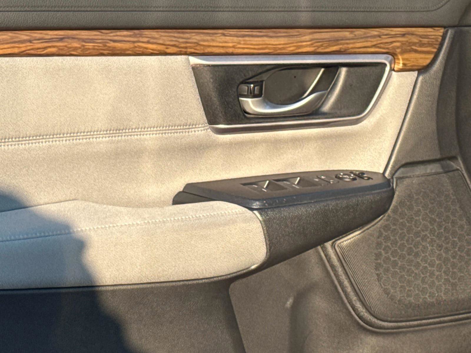 Certified 2017 Honda CR-V EX image 18