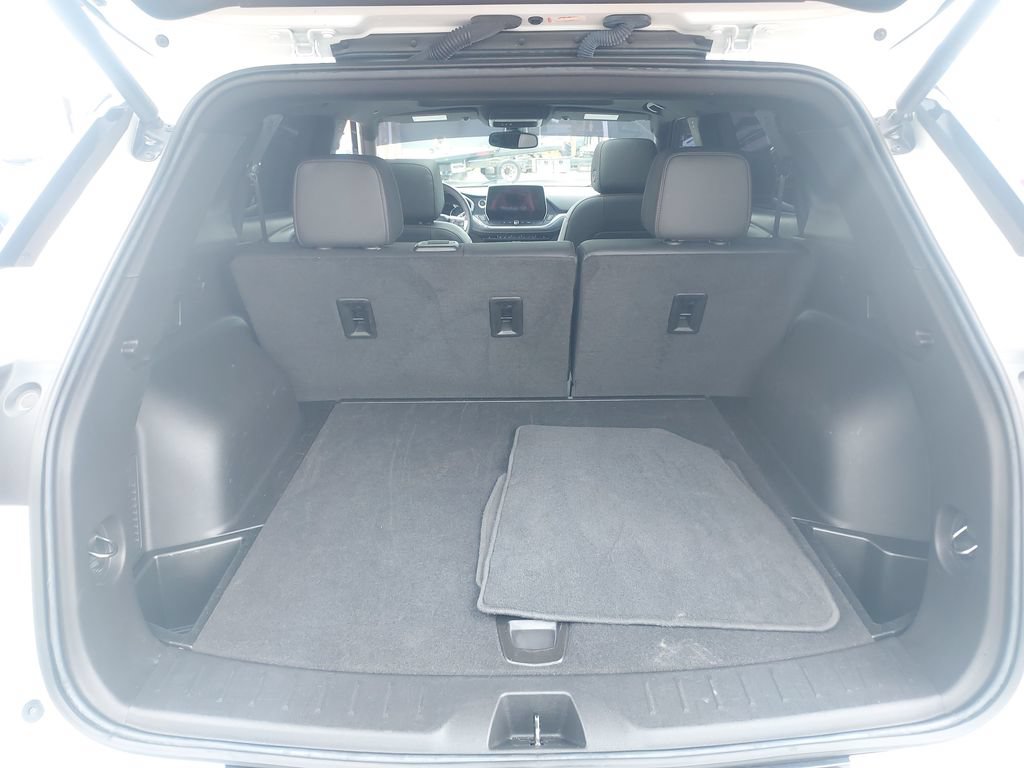 Used 2023 Chevrolet Blazer Premier FWD image 31