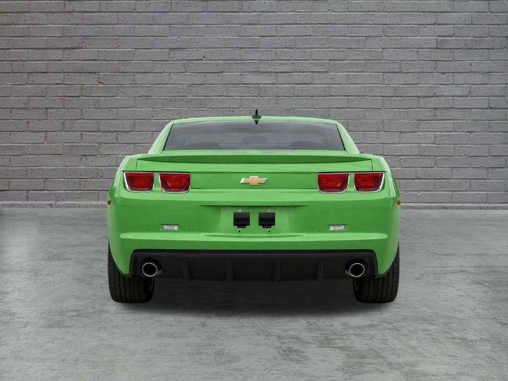Used 2010 Chevrolet Camaro LT RWD image 7