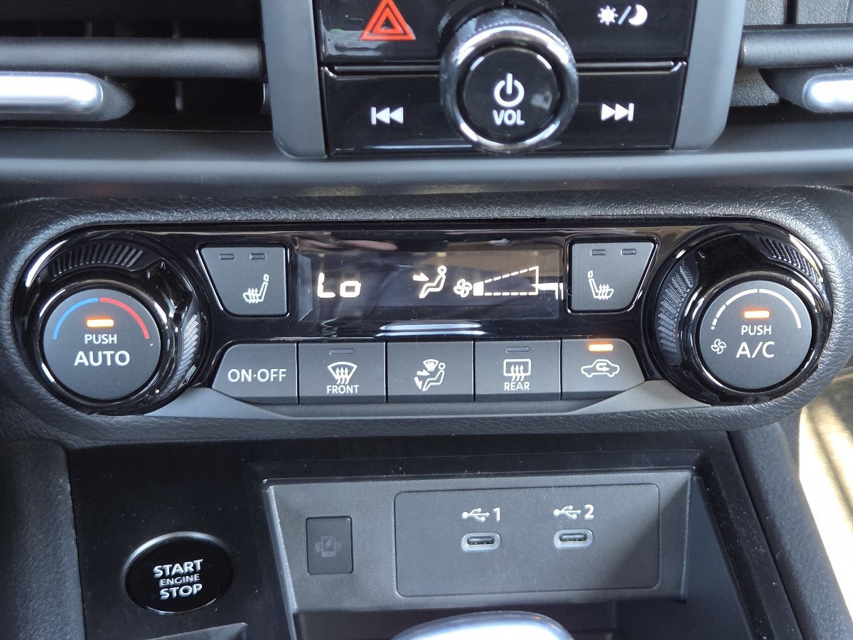 New 2027 Nissan Kicks SV w/ SV Premium Package AWD/4WD image 37