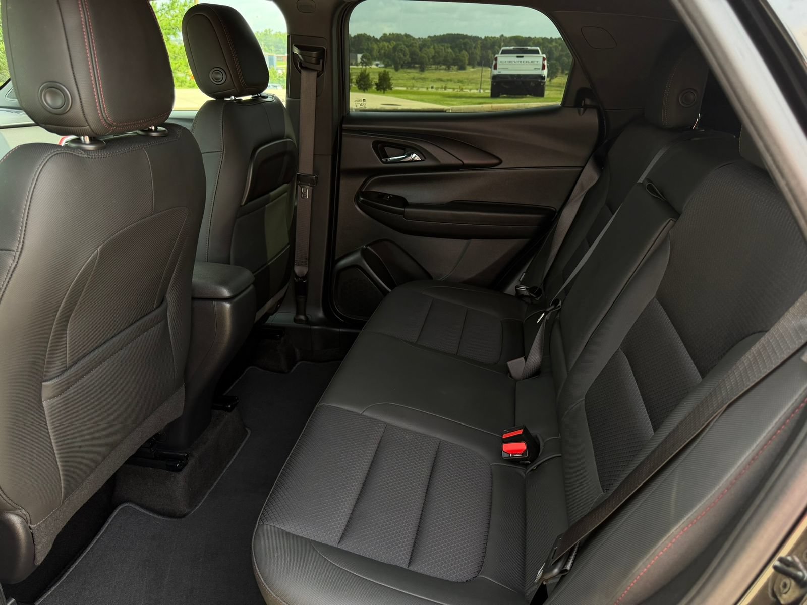 Used 2022 Chevrolet TrailBlazer RS FWD image 25