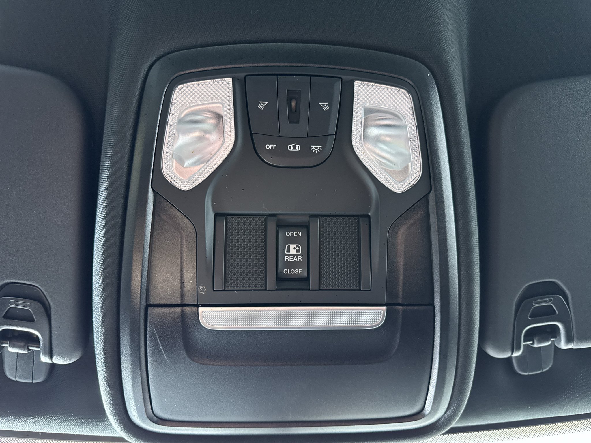 Used 2024 RAM 1500 Tradesman w/ Night Edition AWD/4WD image 30