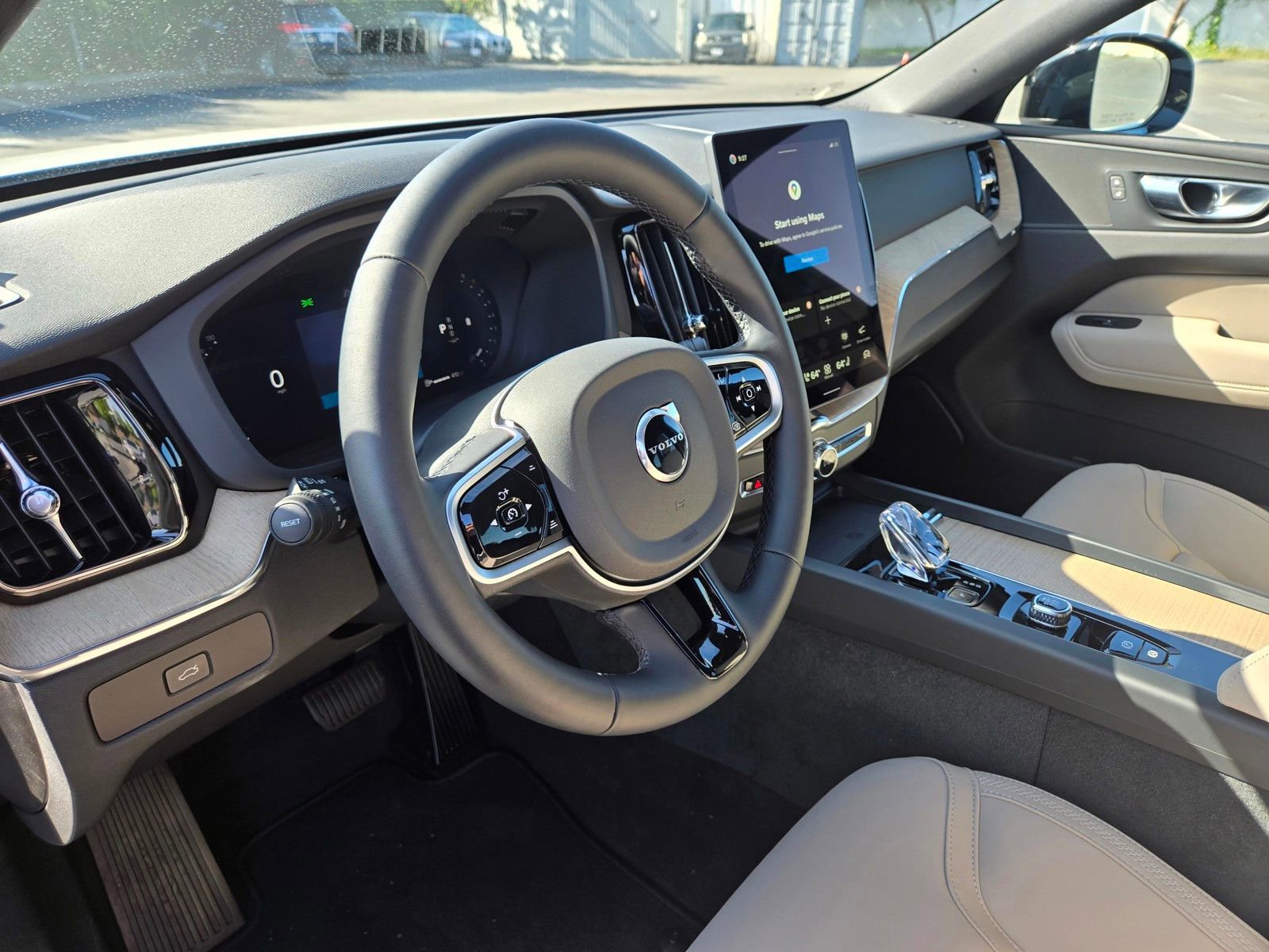 Used 2026 Volvo XC60 B5 Plus w/ Protection Package Premier AWD/4WD image 11