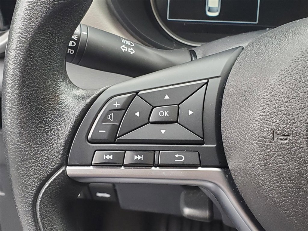 Certified 2022 Nissan Versa SV w/ Trunk Package image 21