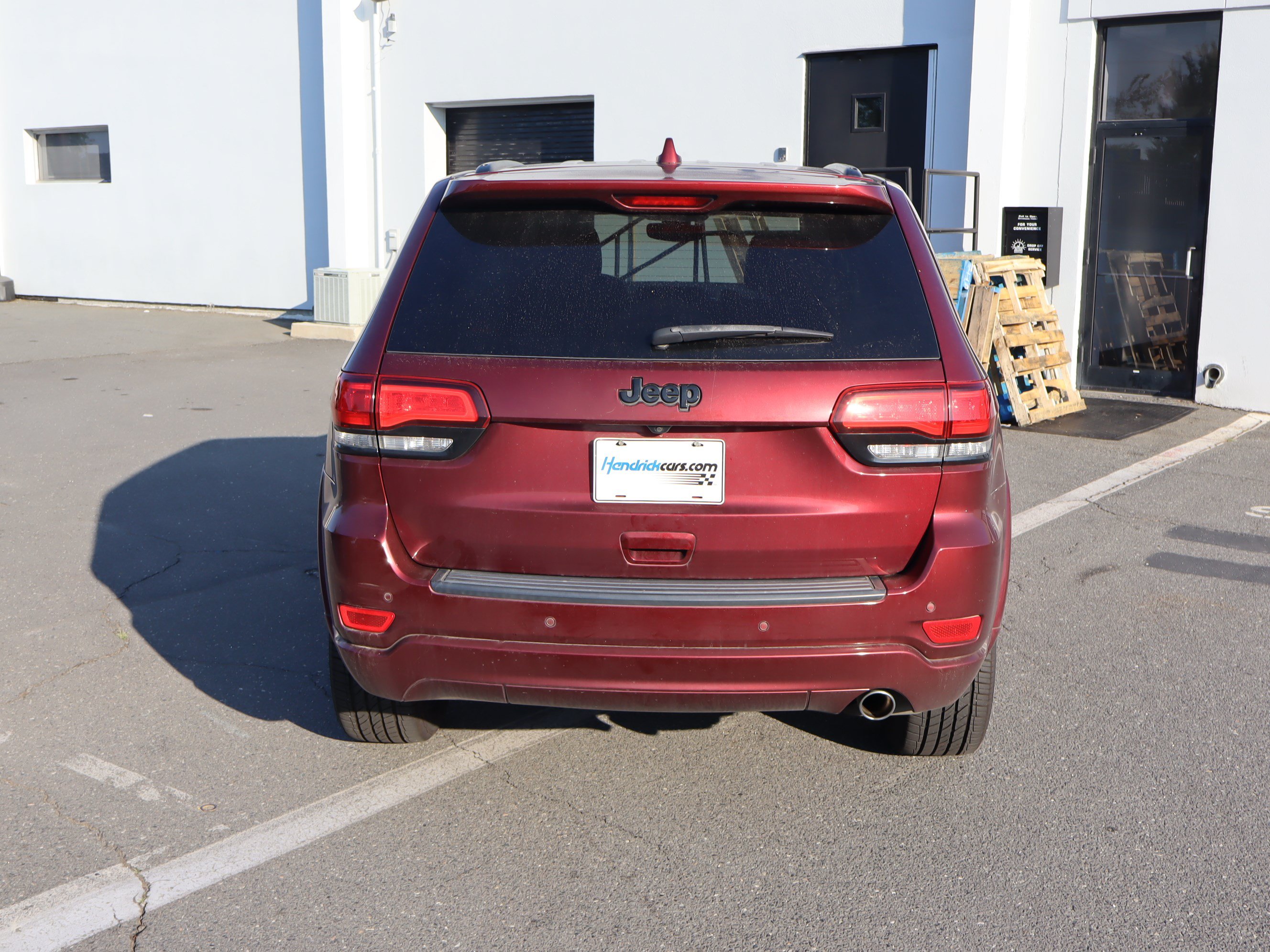 Used 2019 Jeep Grand Cherokee Altitude RWD image 9