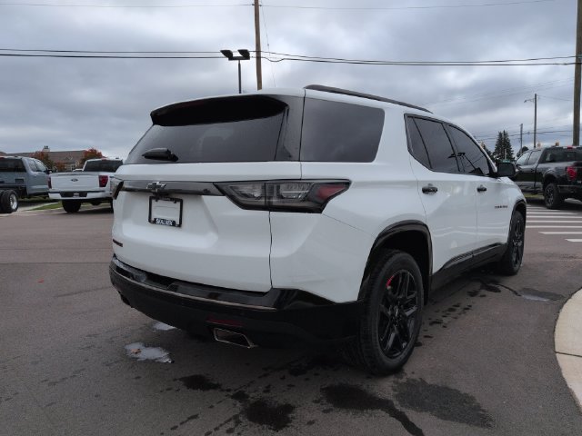 Used 2021 Chevrolet Traverse Premier w/ Redline Edition FWD image 5