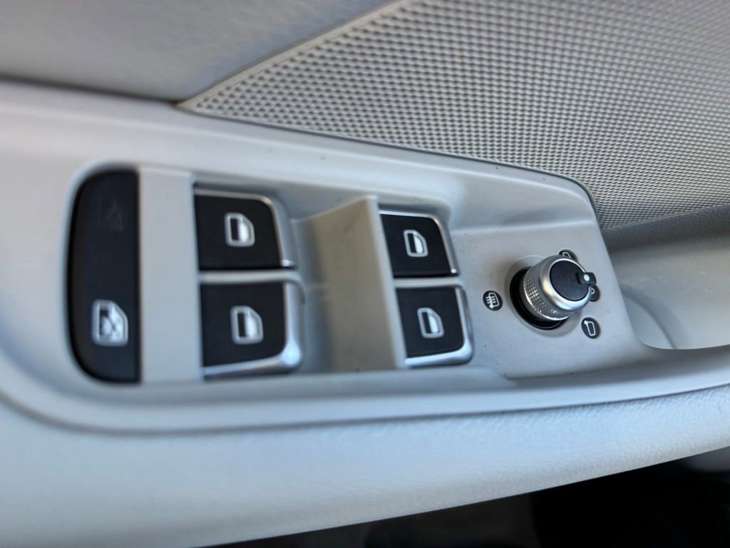 Used 2016 Audi A3 2.0T Premium image 13