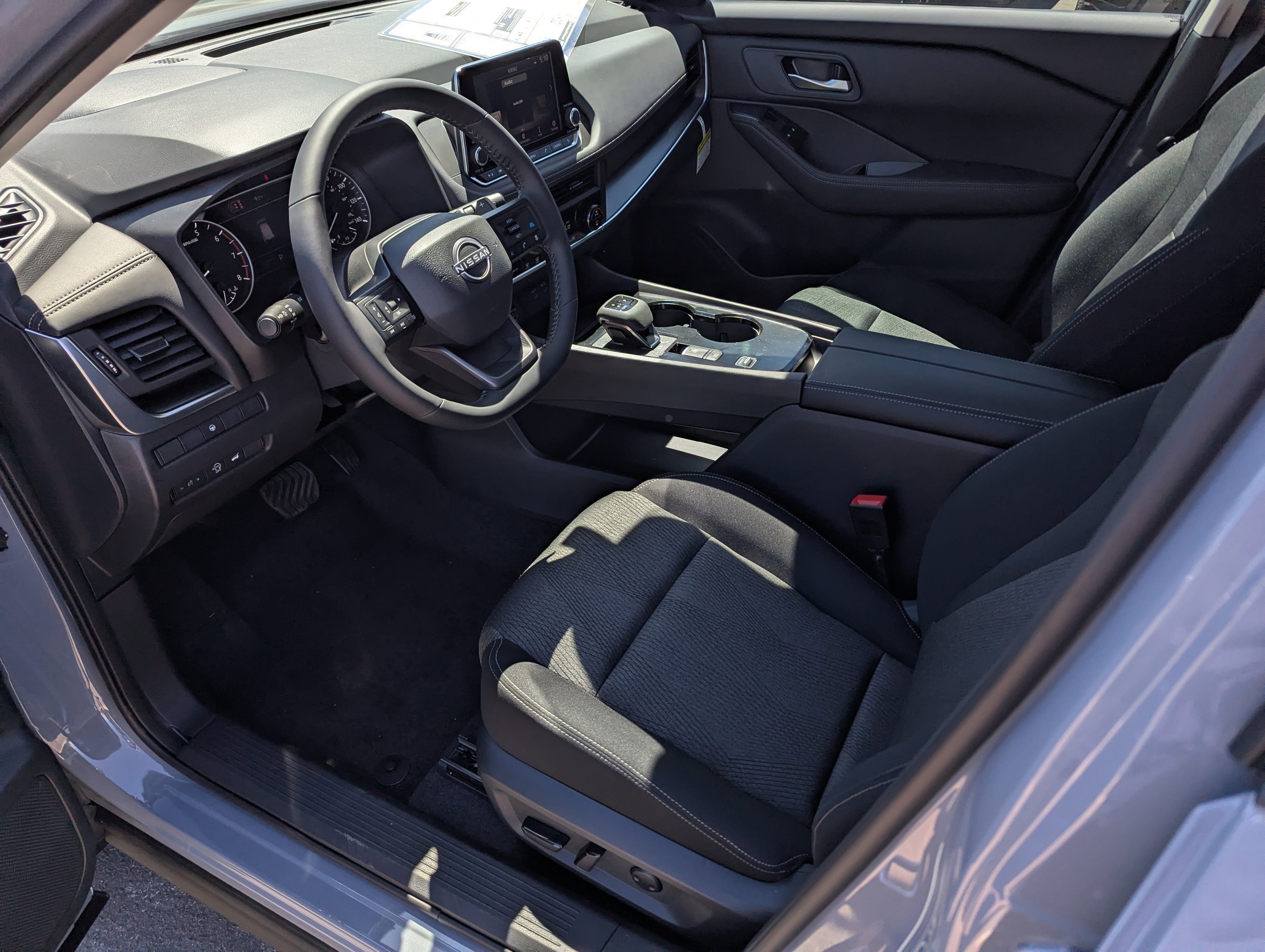 New 2026 Nissan Rogue SV image 9