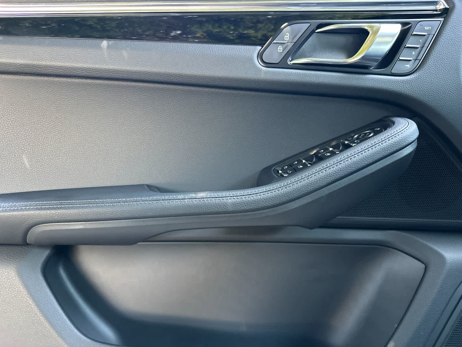 New 2026 Porsche Macan AWD/4WD image 12