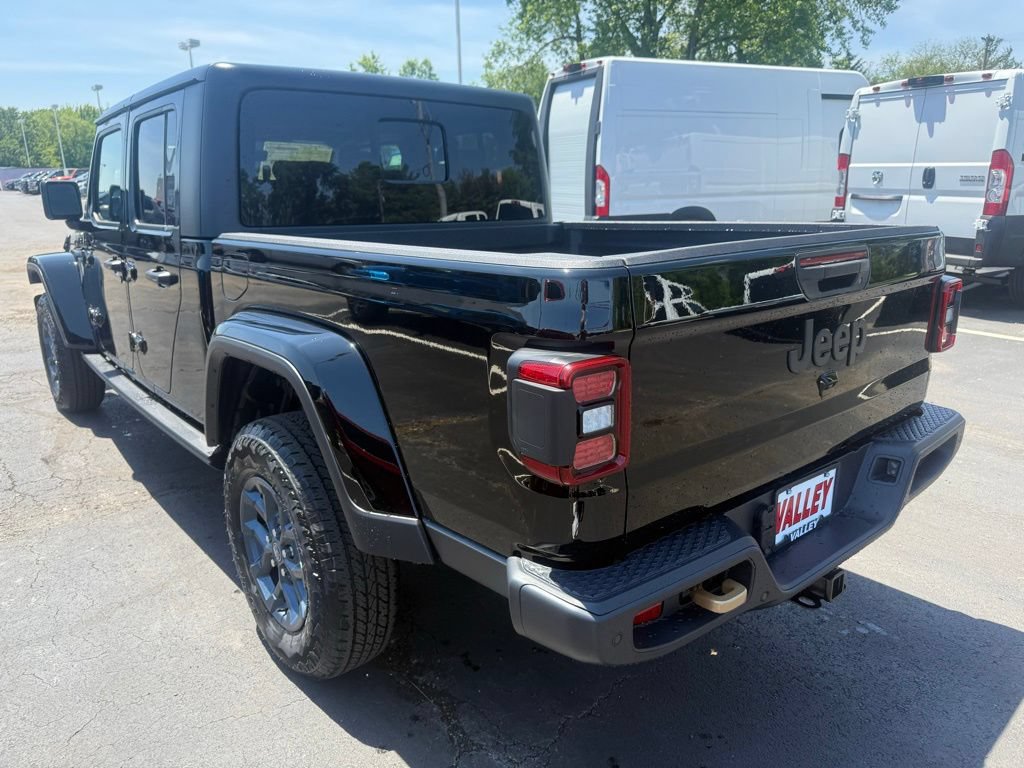 New 2026 Jeep Gladiator Sport AWD/4WD image 6