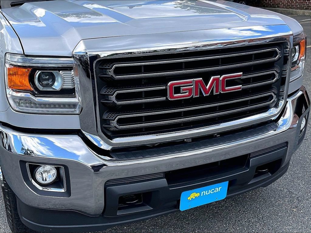 Used 2017 GMC Sierra 2500 SLE w/ HD SLE Preferred Plus Package AWD/4WD image 32