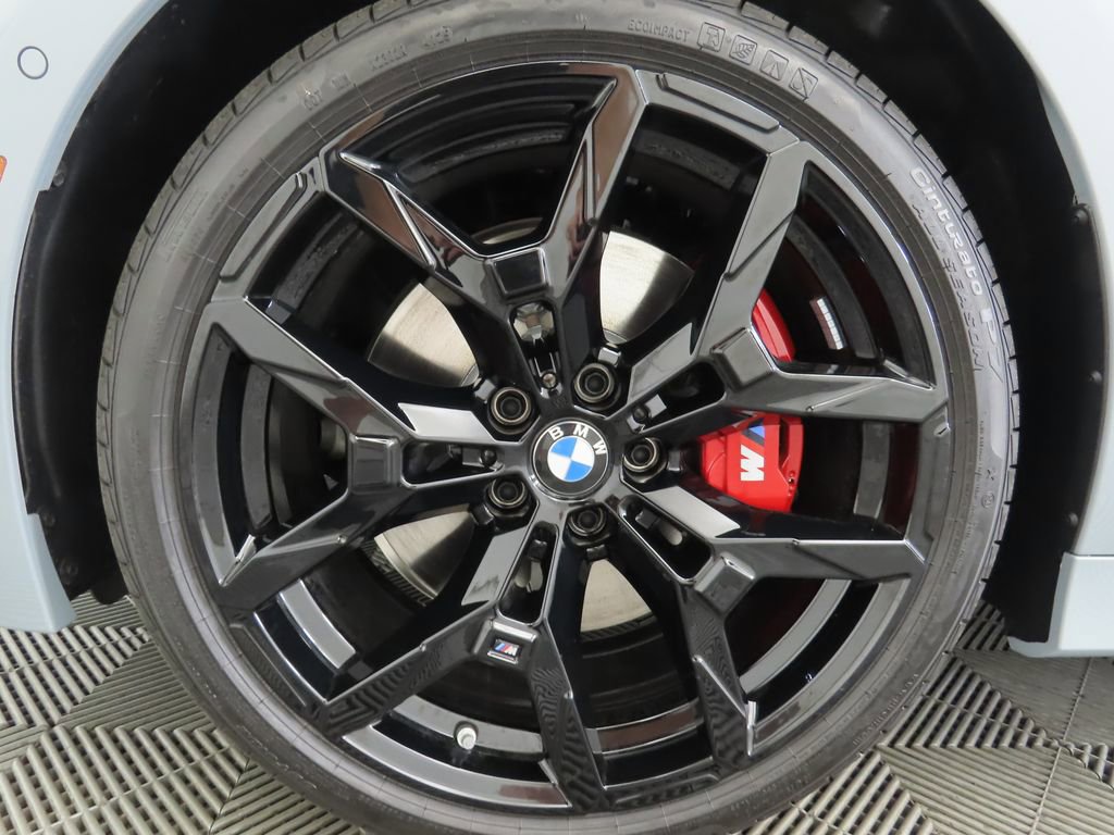 New 2026 BMW 330i Sedan w/ M Sport Package image 30