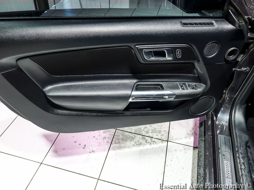 Used 2022 Ford Mustang Mach 1 w/ Mach 1 Handling Package RWD image 21