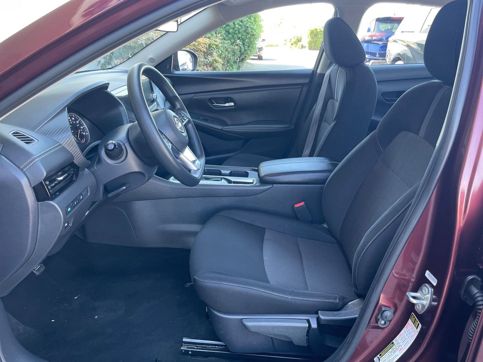 Used 2025 Nissan Sentra SV image 25