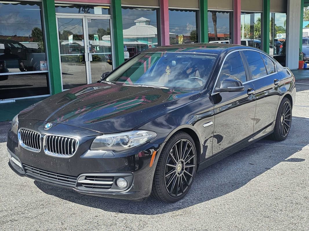 Used 2015 BMW 528i xDrive Sedan image 1