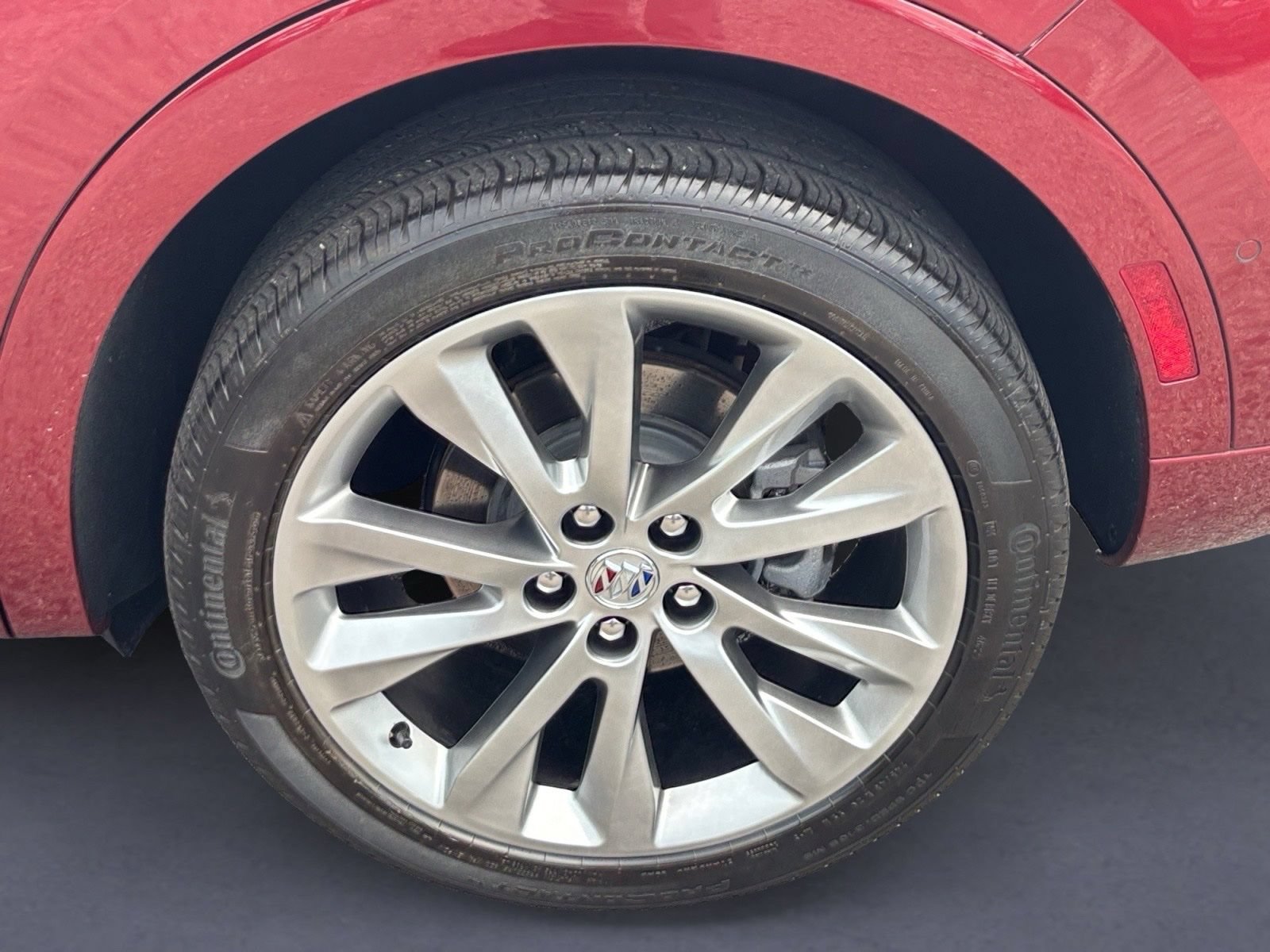 Used 2023 Buick Envision Avenir AWD/4WD image 10