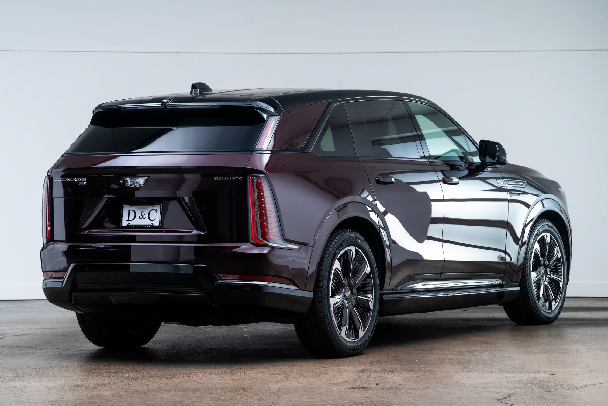 Used 2025 Cadillac Escalade IQ Sport 2 AWD/4WD image 6