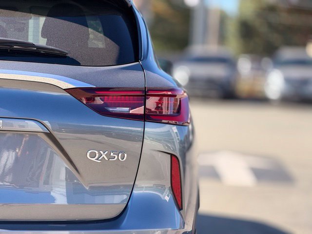 Used 2025 INFINITI QX50 Luxe AWD/4WD image 6
