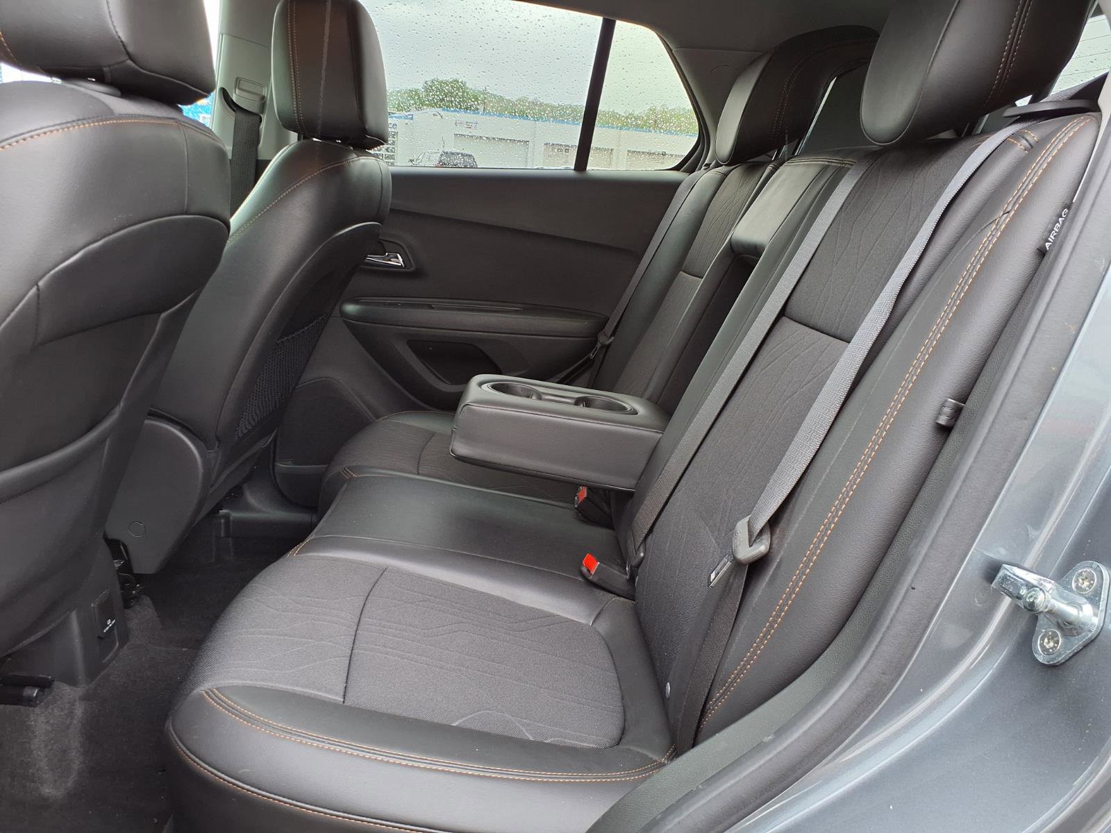 Used 2019 Chevrolet Trax LT w/ LT Convenience Package FWD image 9