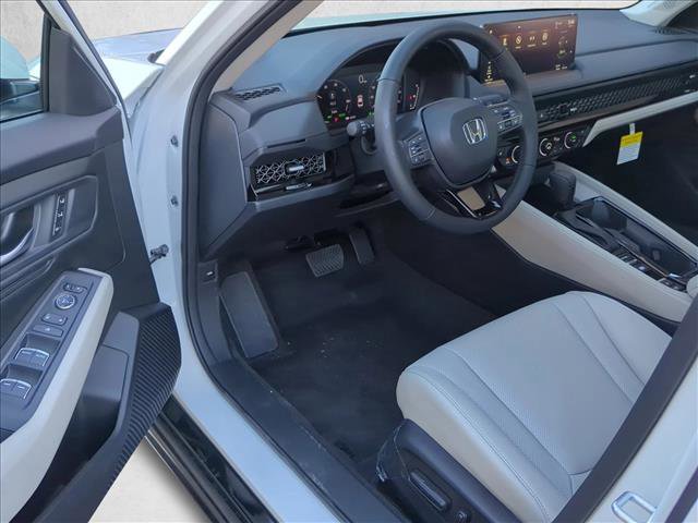 Certified 2025 Honda Accord EX-L image 3