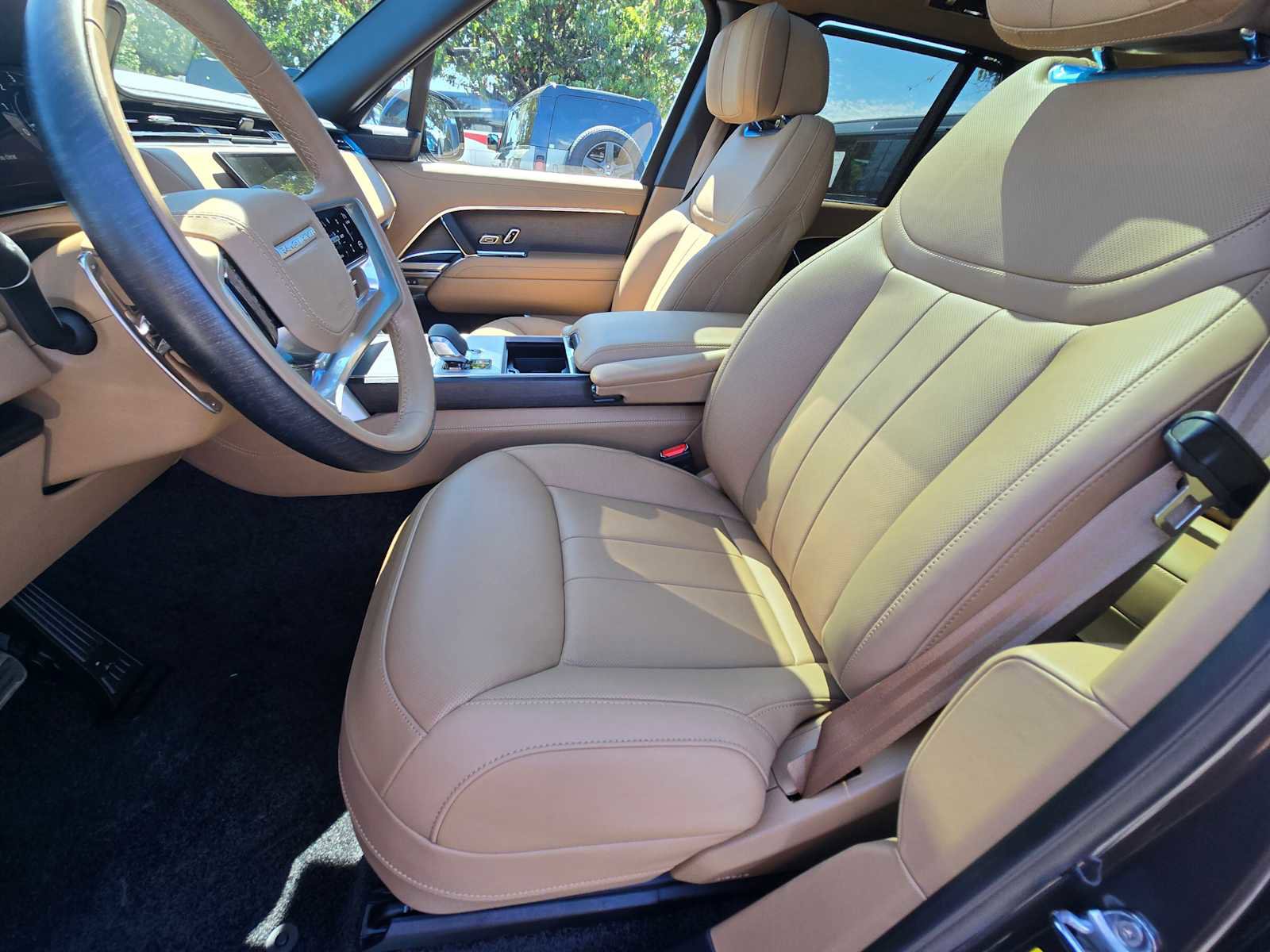 New 2025 Land Rover Range Rover Autobiography image 25