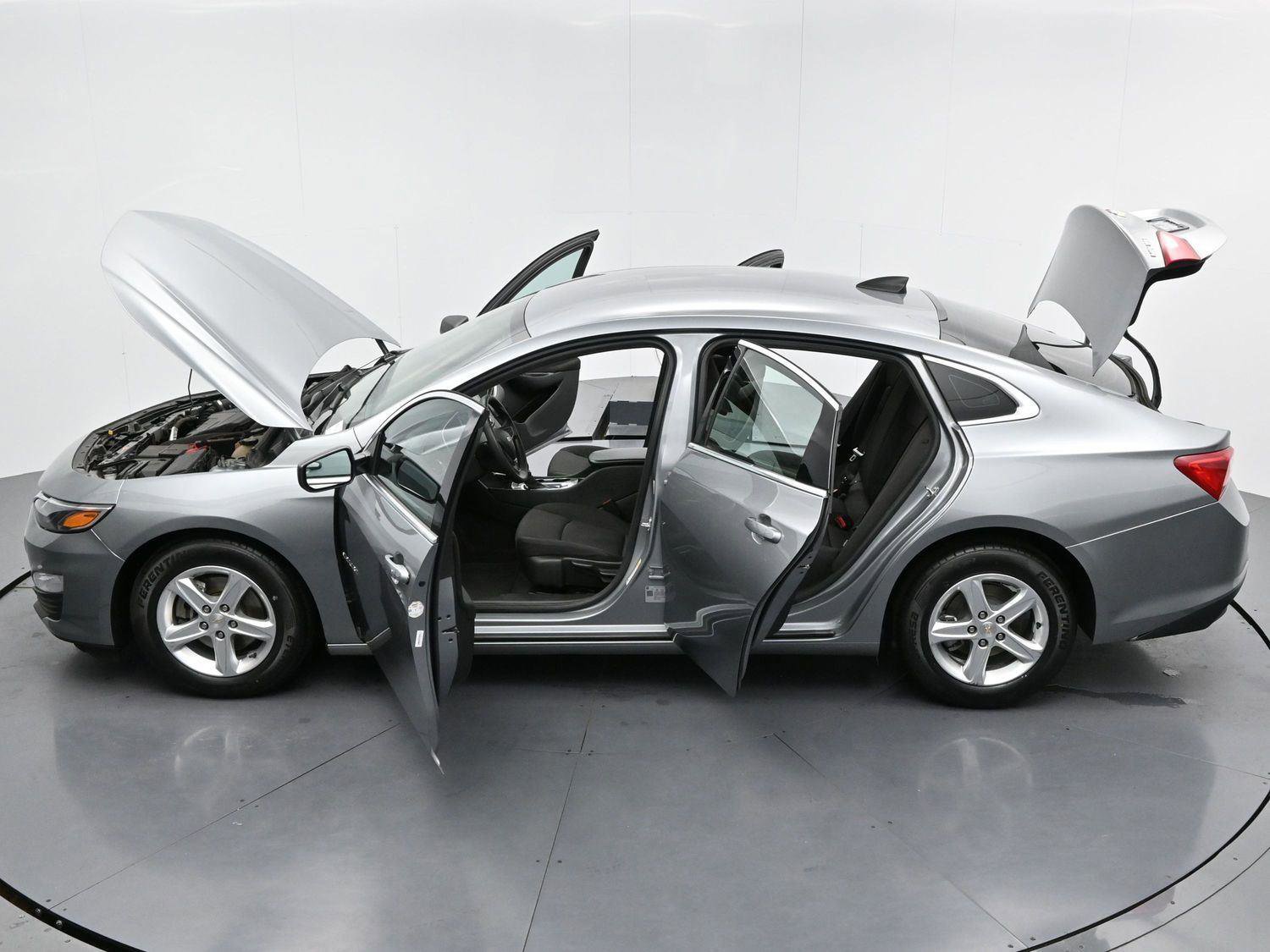 Used 2023 Chevrolet Malibu LS image 39
