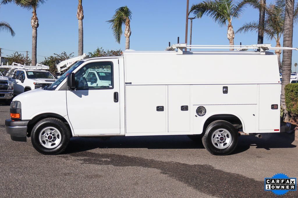Used 2021 GMC Savana 3500 w/ Power Convenience Package RWD image 4
