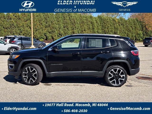 Used 2018 Jeep Compass Limited w/ Navigation Group AWD/4WD image 3