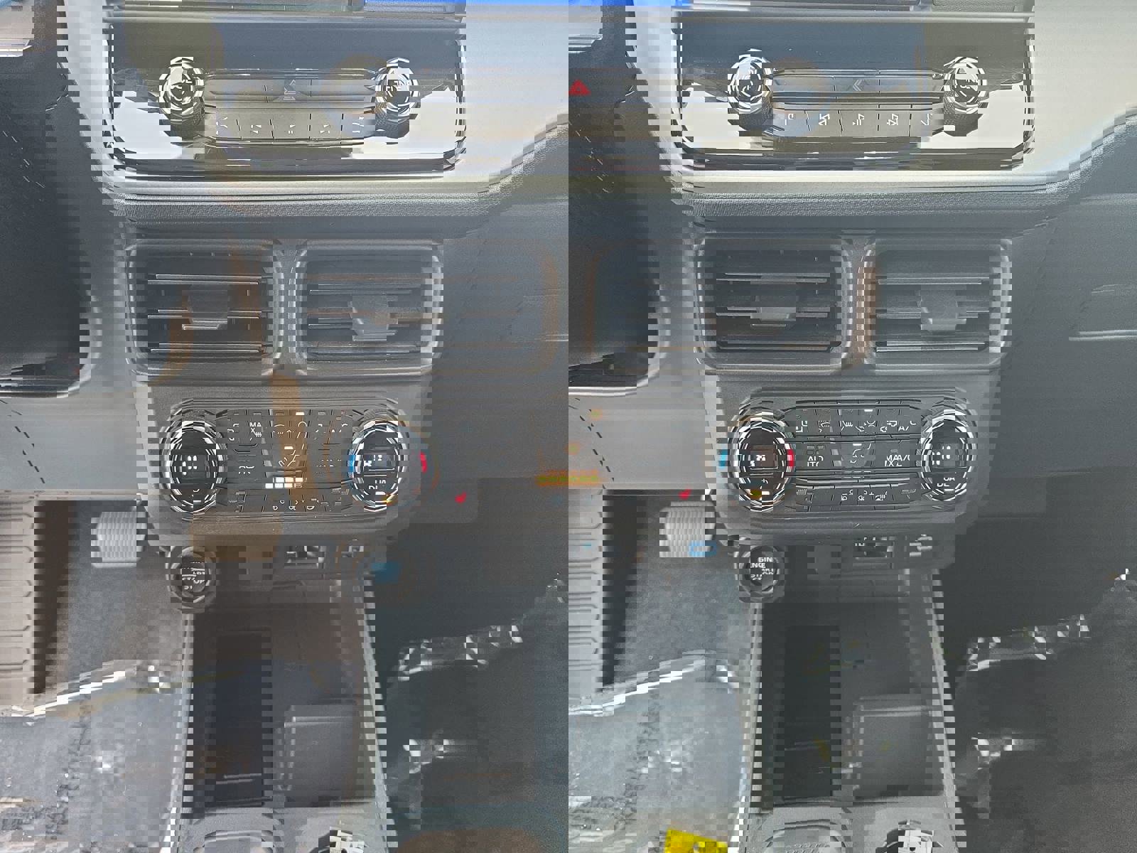 Used 2022 Ford Maverick Lariat w/ Lariat Luxury Package image 23