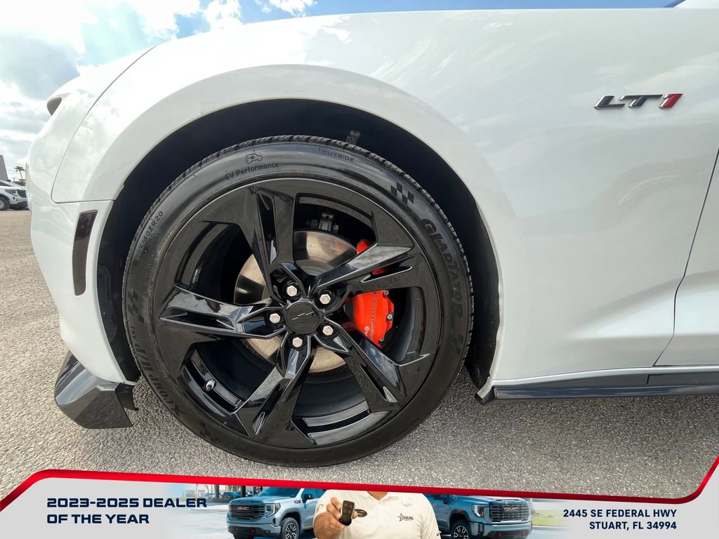 Used 2024 Chevrolet Camaro LT image 30