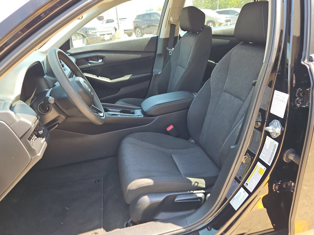 Used 2025 Honda Accord LX image 25