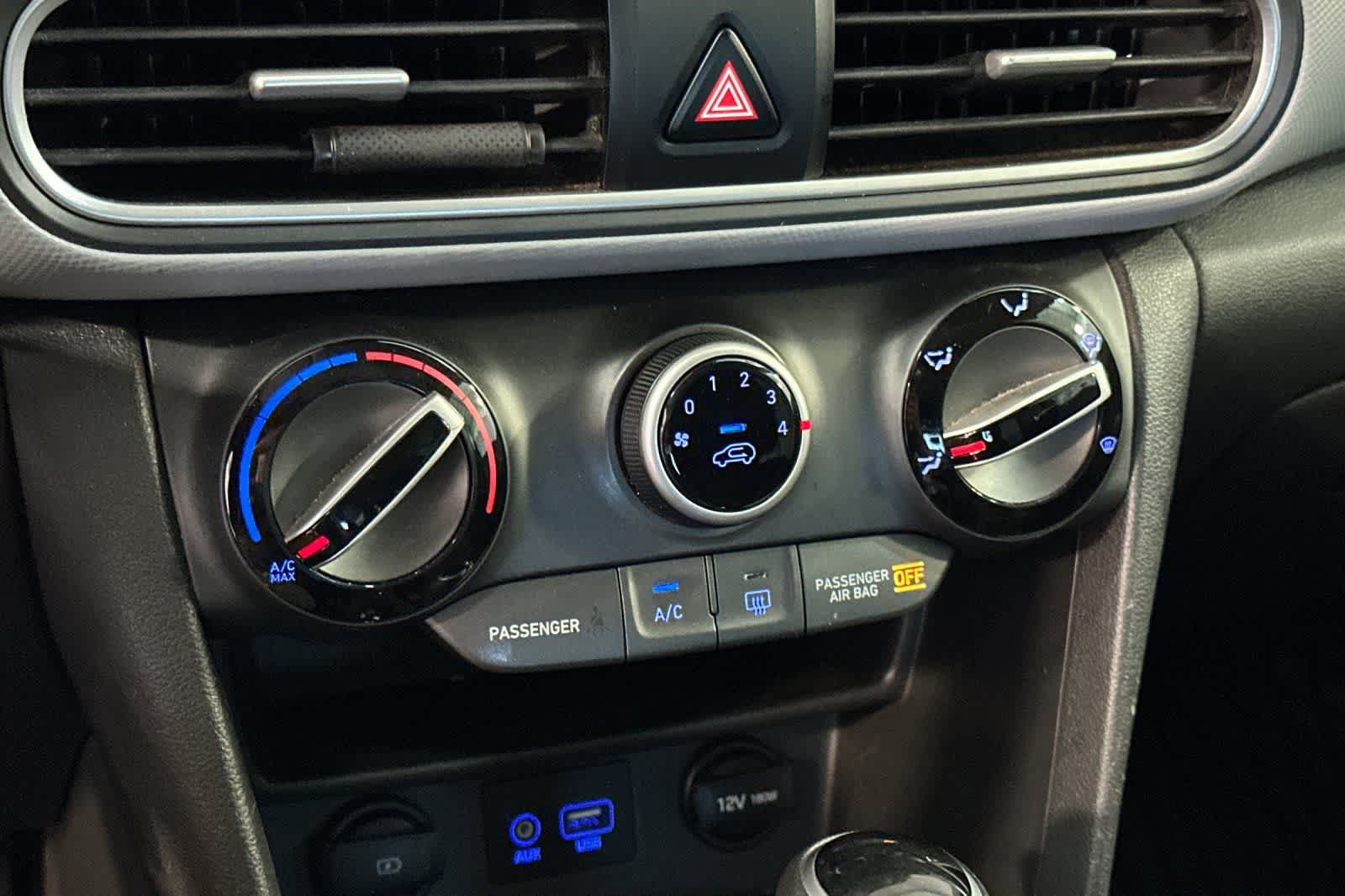Used 2019 Hyundai Kona SE FWD image 21