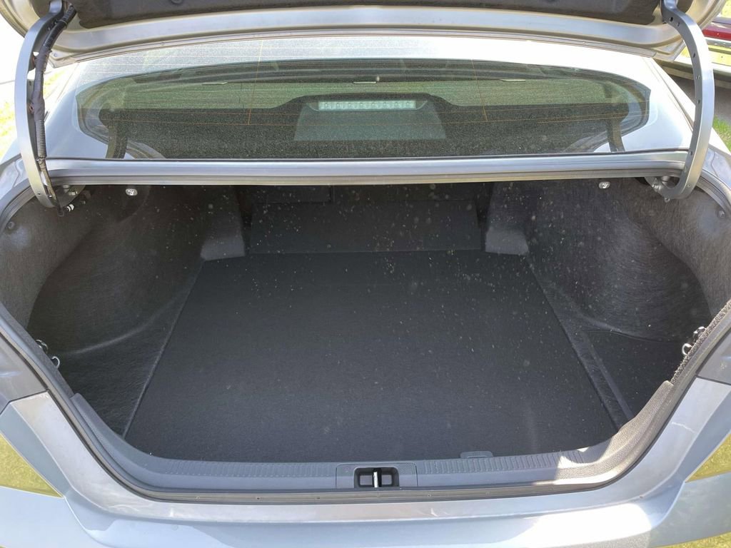 Used 2026 Toyota Camry SE w/ Multimedia Upgrade Package image 8