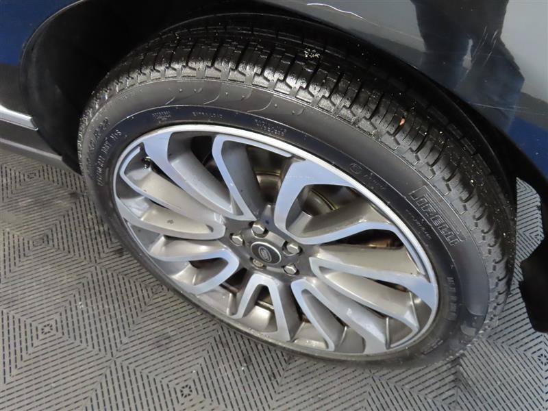 Used 2016 Land Rover Range Rover Supercharged AWD/4WD image 7