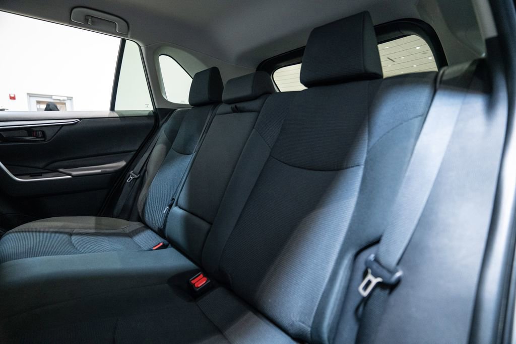 Used 2024 Toyota RAV4 LE image 32