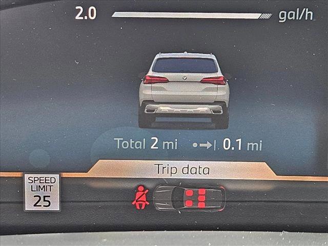 New 2026 BMW X5 sDrive40i image 11