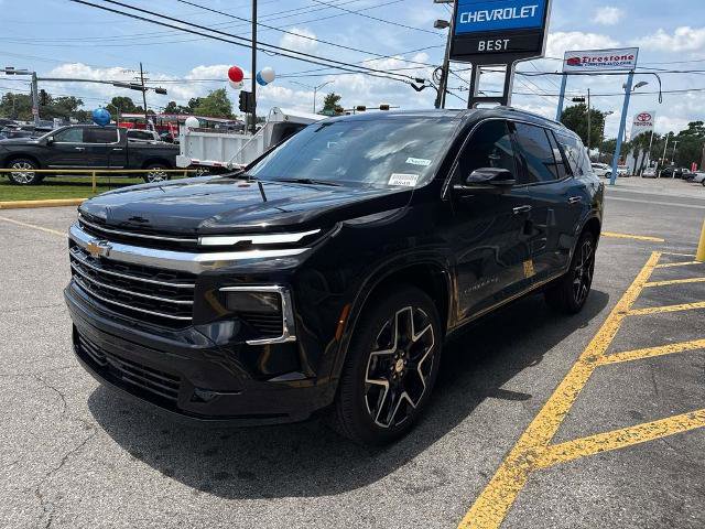 New 2026 Chevrolet Traverse High Country FWD image 3